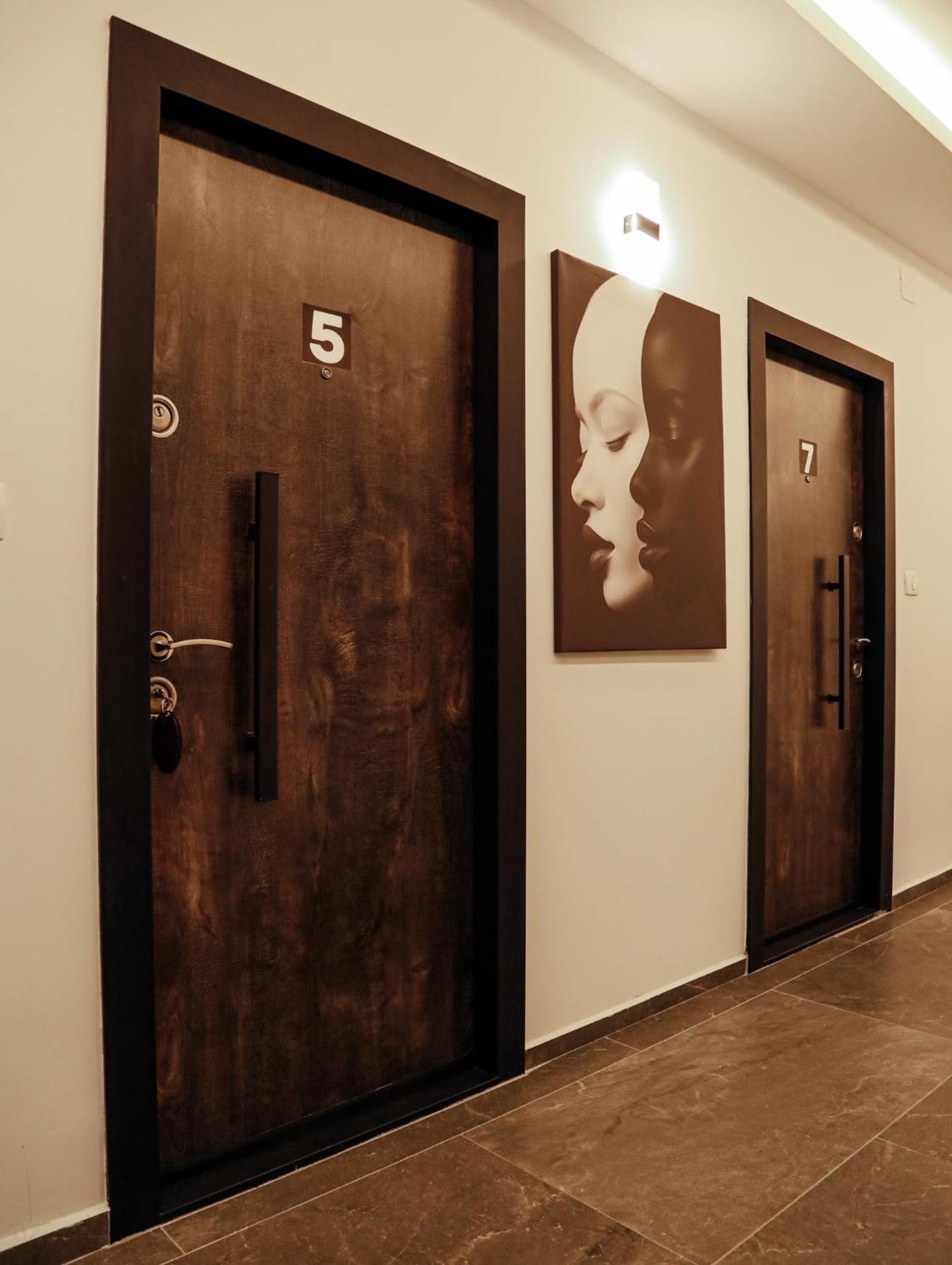 Hotel Europa 92 Ferizaj Esterno foto