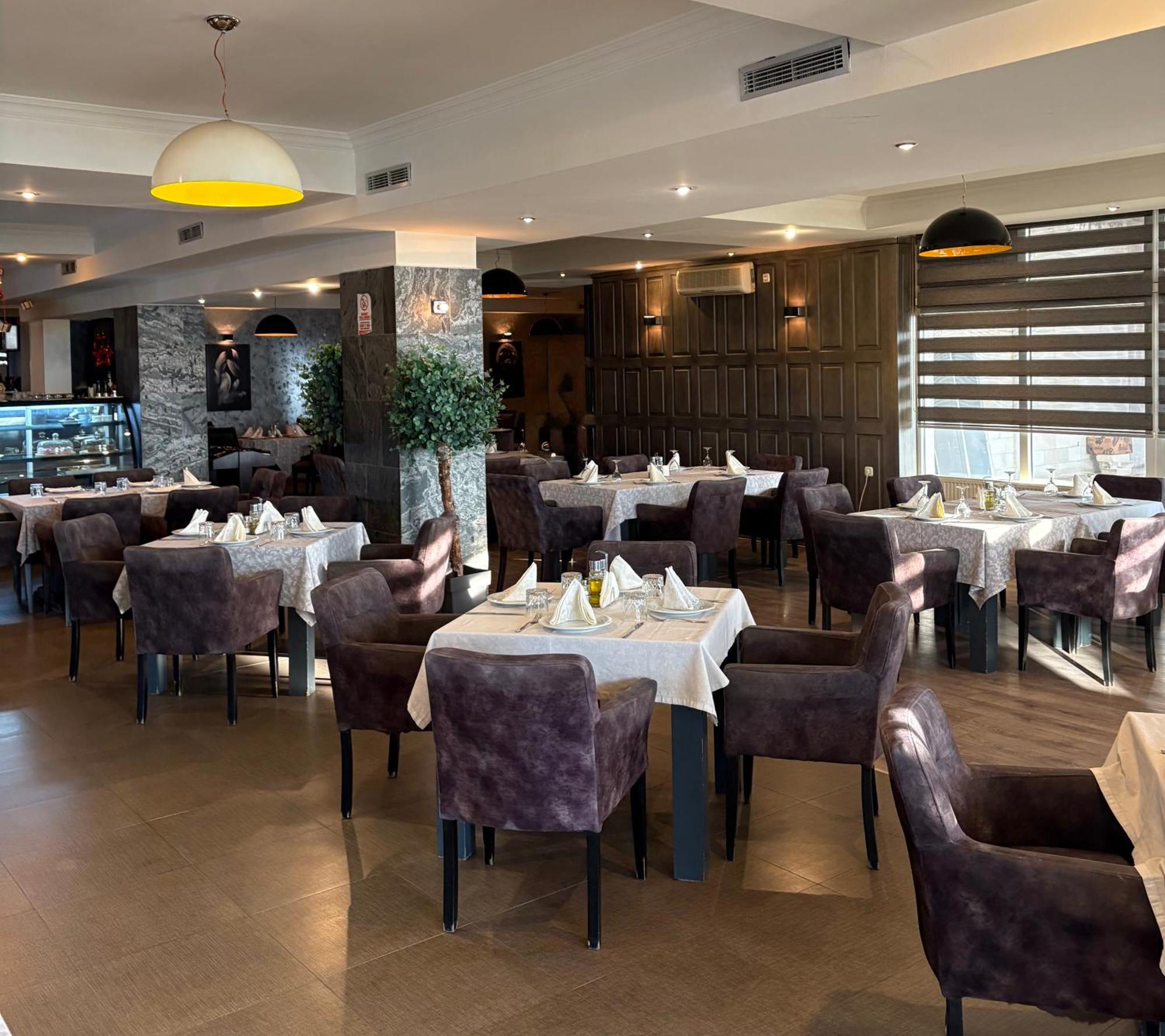 Hotel Europa 92 Ferizaj Esterno foto