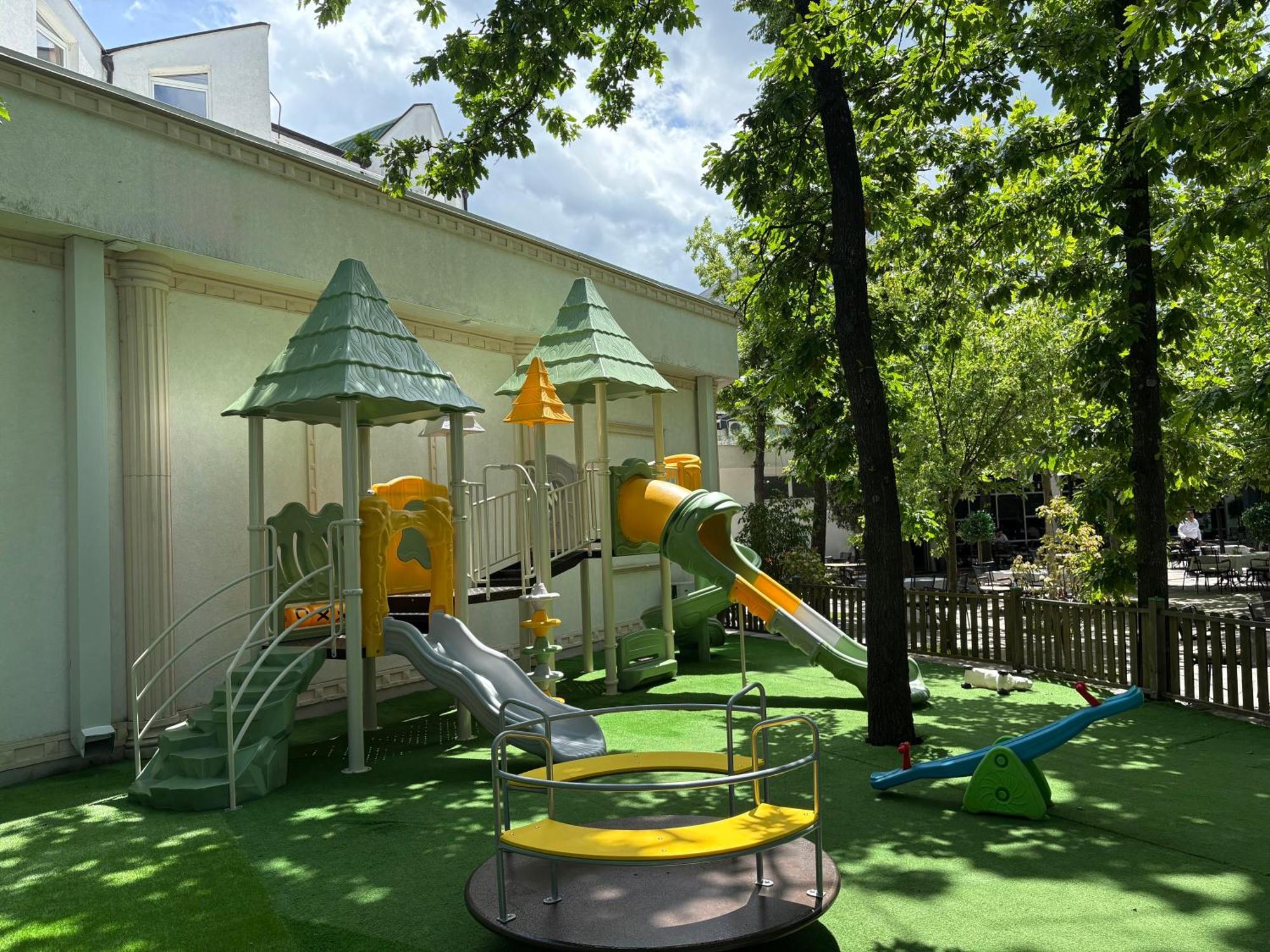Hotel Europa 92 Ferizaj Esterno foto